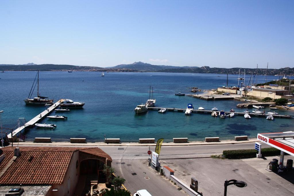 Hotel Miralonga La Maddalena  Zewnętrze zdjęcie